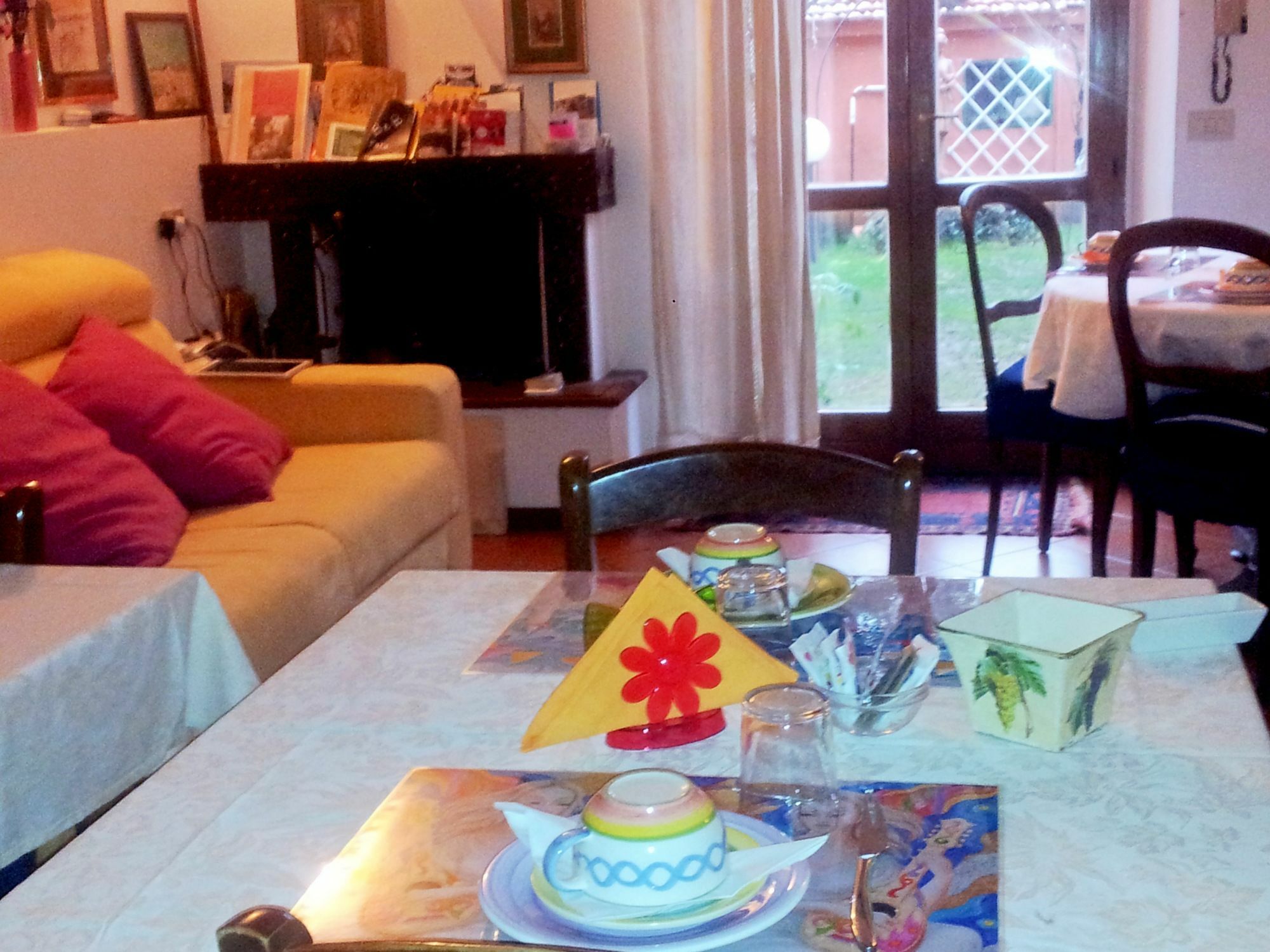 Al Giardino Di Alice Bed & Breakfast Perugia Eksteriør bilde