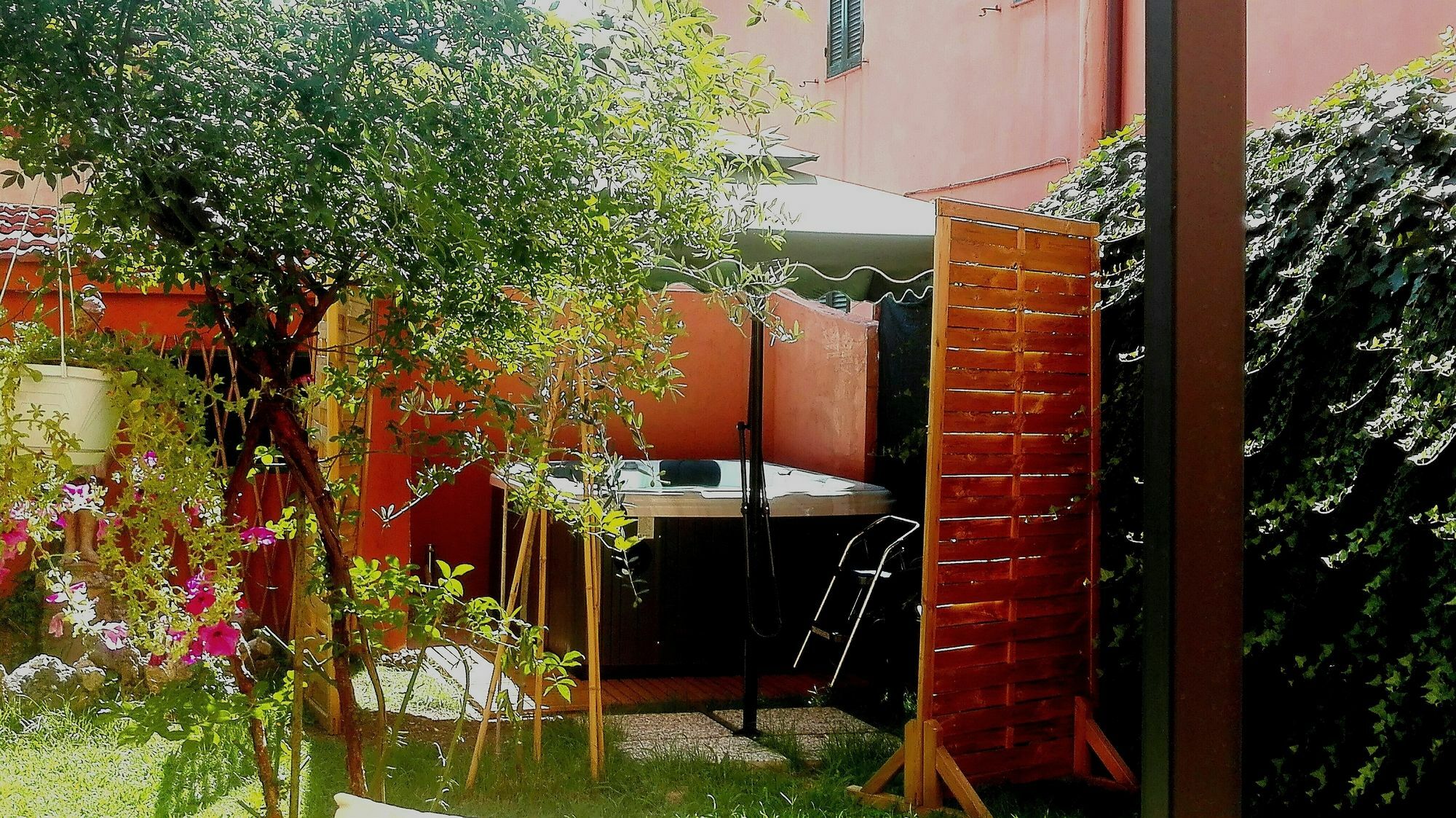 Al Giardino Di Alice Bed & Breakfast Perugia Eksteriør bilde