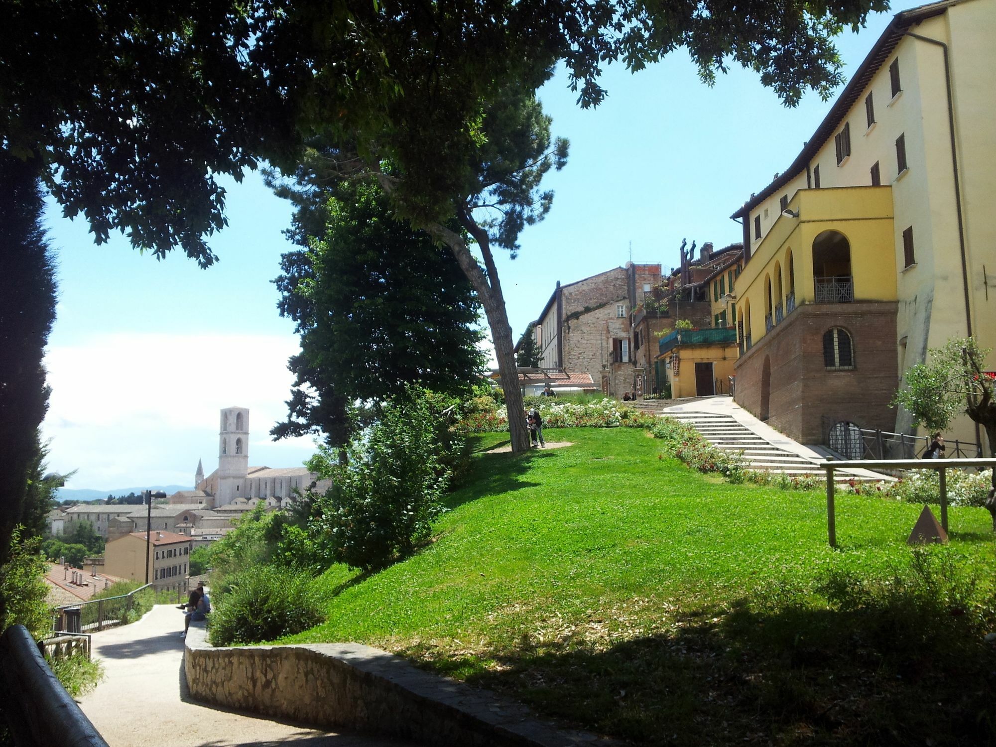 Al Giardino Di Alice Bed & Breakfast Perugia Eksteriør bilde